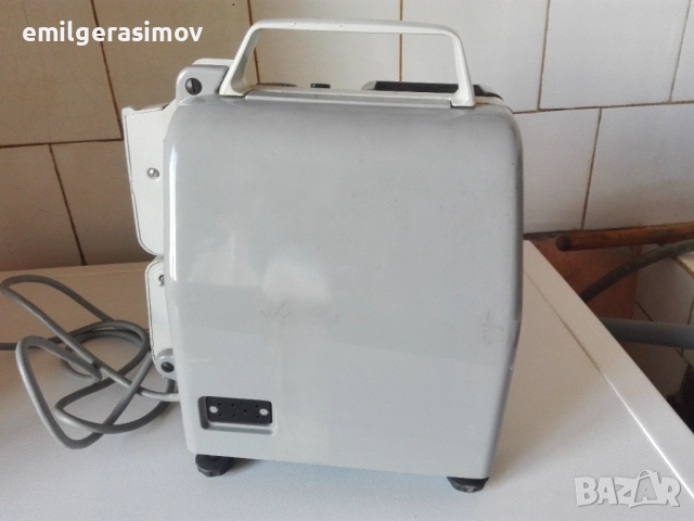 Две немски киномашини и лампи за киномашини. , снимка 15 - Антикварни и старинни предмети - 32661618