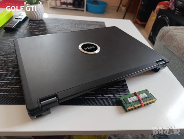 Лаптоп msi ms-1326 ЦЯЛ НА ЧАСТИ!, снимка 2 - Лаптопи за дома - 54215279