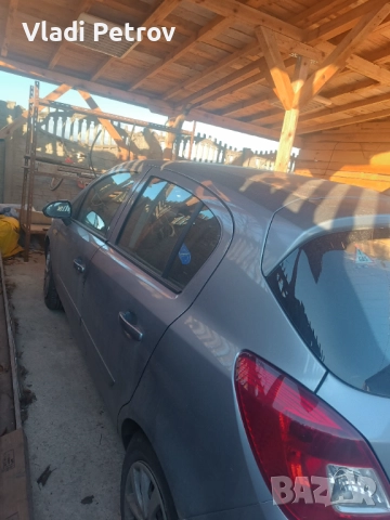 Опел Корса D 1.2 с газова , снимка 5 - Автомобили и джипове - 52938122