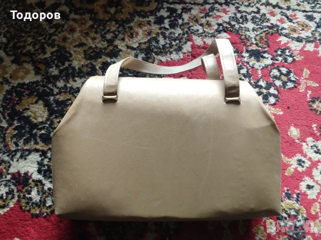 Ретро кожена дамска чантата, снимка 2 - Чанти - 52532317