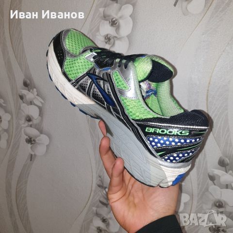 маратонки Brooks Adrenaline GTS 13  номер 46-46,5, снимка 8 - Маратонки - 45966081