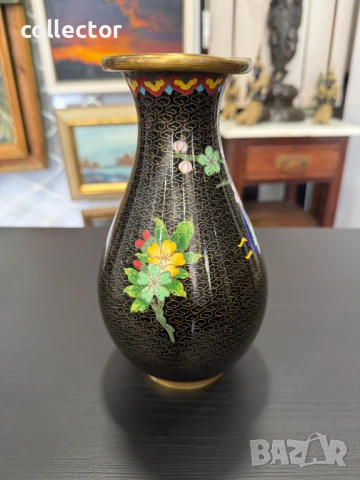 Бронзова китайска ваза с клуазон. №7934, снимка 4 - Антикварни и старинни предмети - 53794646