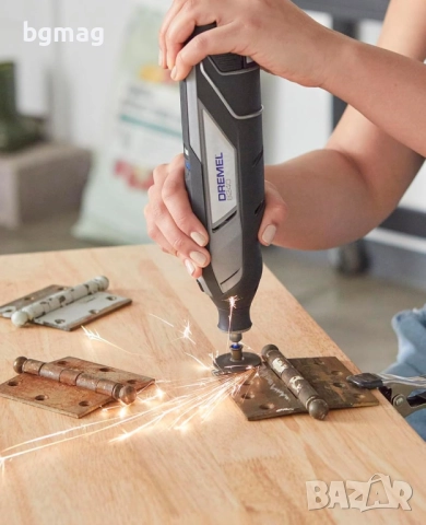 DREMEL 8240-5/65 мултифункционален акумулаторен инструмент, комплект с куфар, и 2 броя батерии, снимка 10 - Куфари с инструменти - 52142079