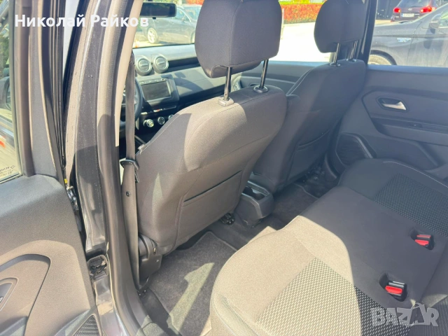 Dacia Duster 2019, 108 хил, бензин/газ, снимка 12 - Автомобили и джипове - 54238204