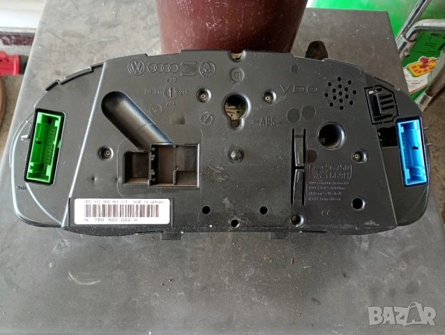 Ауди А4 табло с уреди, снимка 2 - Части - 51298709