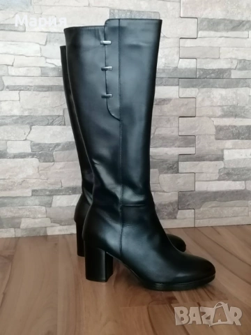 Нови кожени ботуши номер 38, снимка 3 - Дамски ботуши - 53476848