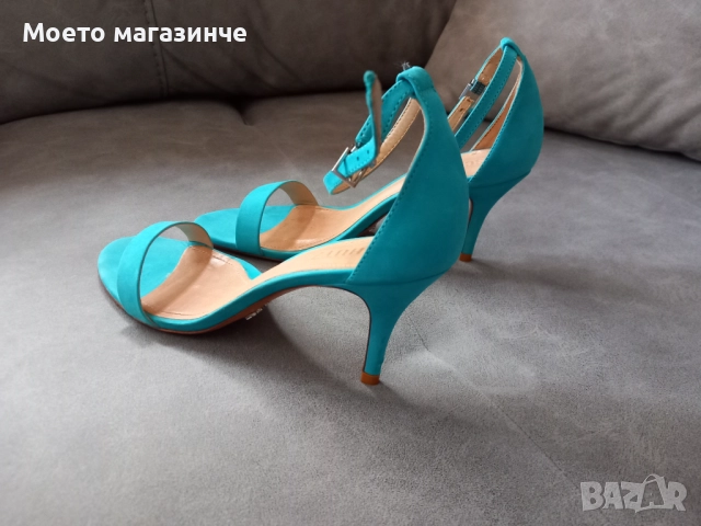 Уникални тюркоазени сандали Schutz от естествен набук - №38, снимка 4 - Дамски обувки на ток - 52070653