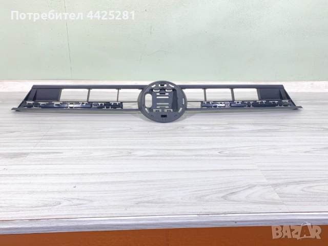 решетка радиаторна  VW Polo 2020-2025 г. #1037V