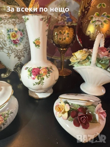 Royal Albert “Old country roses “- великолепни вазичка, бижутрека и декирация Код P2025, снимка 3 - Декорация за дома - 53937276