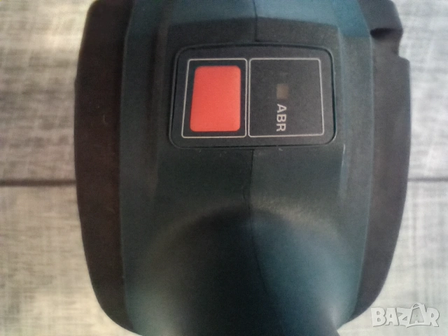 Bosch GDS 18V-300 ABR ударен гайковерт 300 Nm 1/2, снимка 4 - Винтоверти - 54213120