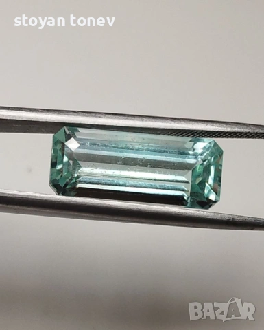  Зашеметяващ естествен изумруд 4,96 карата с жив блясък и голям размер! Сертификат!, снимка 2 - Други - 54168684