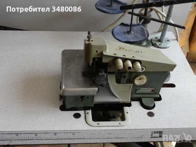 Шевна машина – 3 конечен оверлог  Rimoldi, снимка 2 - Шевни машини - 54206883