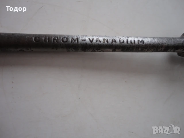 Страхотна отвертка Chrom Vanadium 4, снимка 2 - Отвертки - 50535834