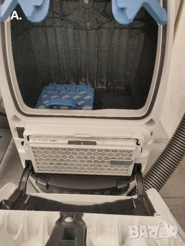 продавам прахосмукачка Миеле., снимка 6 - Прахосмукачки - 52398802