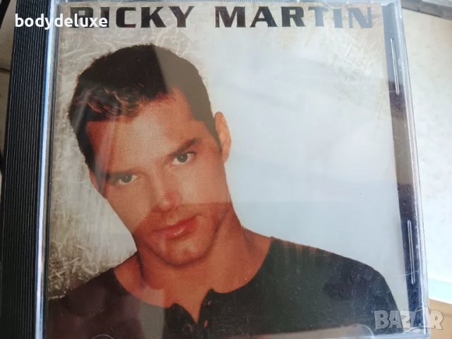 RICKY MARTIN албуми на аудио дискове, снимка 5 - CD дискове - 49821210