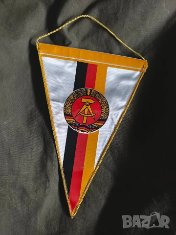 флагчета лека атлетика Пловдив ,Украйна,Москва ,СБА,ГДР, снимка 8 - Други ценни предмети - 52368363