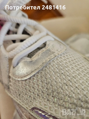 Дамски бели маратонки, (реплика) 