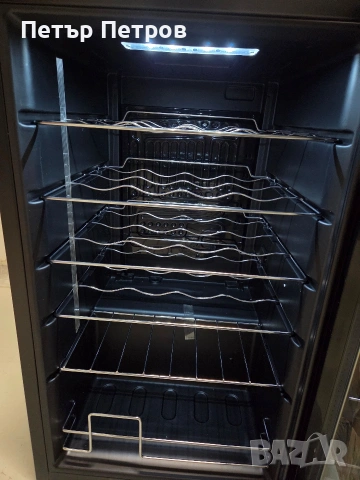 Чисто нова Винна хладилна витрина Taurus Chanson 24, снимка 2 - Хладилници - 54058494