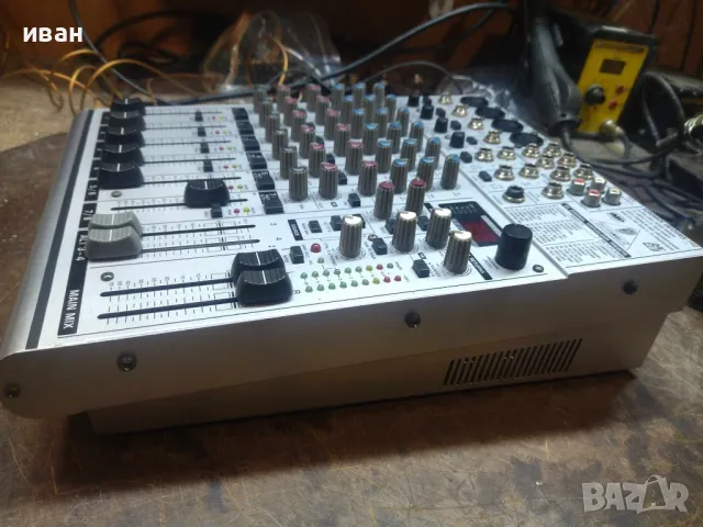 Behringer UB1204FX, снимка 3 - Ресийвъри, усилватели, смесителни пултове - 48998180