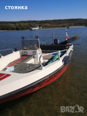 Продавам лодка със извънбордов двигател Yamaha 60 k.c, снимка 8 - Воден транспорт - 51832301