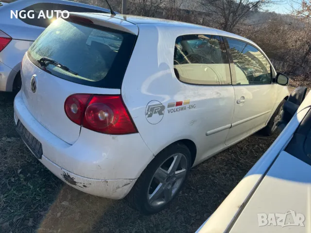 VW Golf 5 1.6i 2005 г. - на части !, снимка 4 - Автомобили и джипове - 48564266