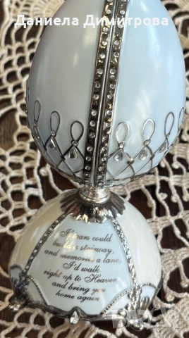 Порцеланово музикално яйце, снимка 5 - Антикварни и старинни предмети - 54288585