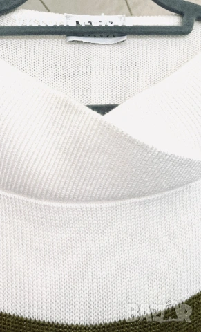 Уникална дизайнерска находка - пуловер MÄRZ München с артистичен цветен панел, снимка 5 - Блузи с дълъг ръкав и пуловери - 53397534