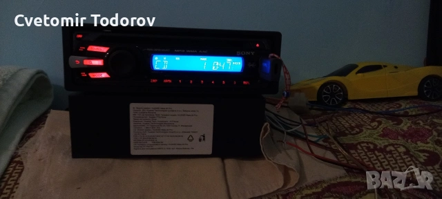 Авто CD player Sony с USB, снимка 4 - Части - 54000264
