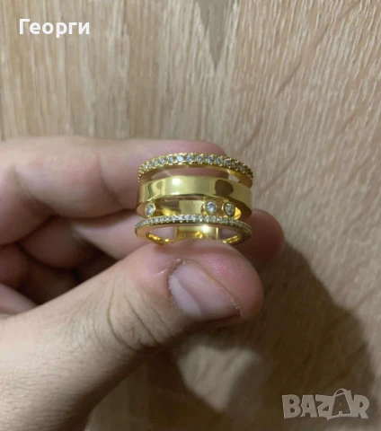 Messika пръстен с мойсанити