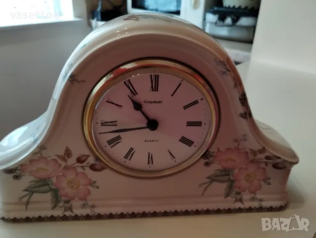 Порцеланови часовници, снимка 10 - Антикварни и старинни предмети - 49697671