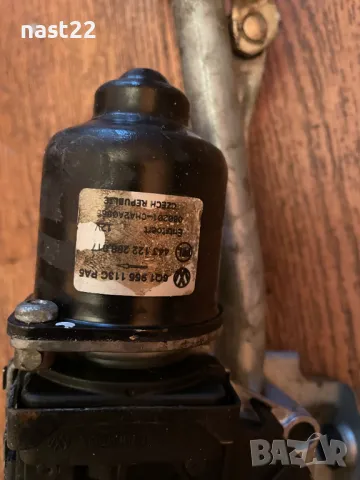 Механизъм с моторче чистачки Volkswagen Polo 2004-2009, снимка 2 - Части - 49871648