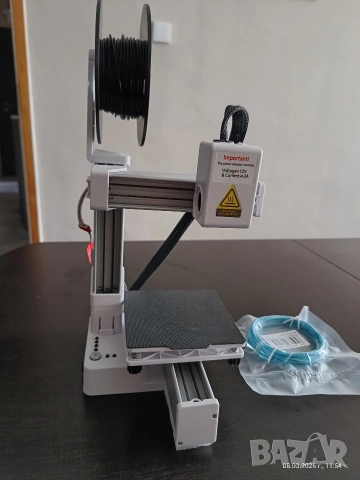 Продавам 3d принтер EasyThreed K10, снимка 3 - Друга електроника - 53754229