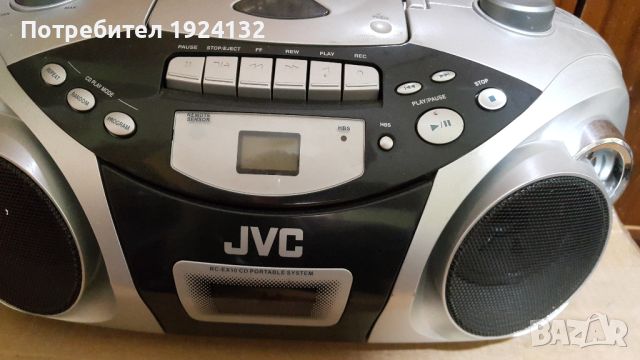 JVC-касетофон, снимка 3 - Радиокасетофони, транзистори - 46199351