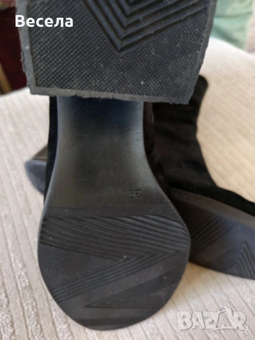 Черни велурени ботички 39 номер, снимка 6 - Дамски боти - 53643719