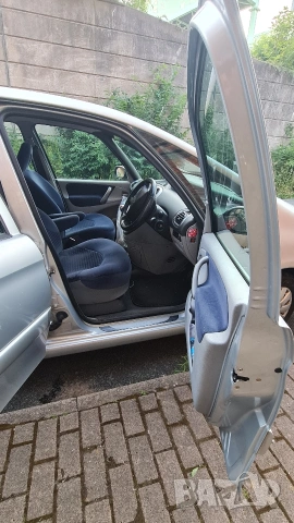 Citroen Xara Picasso 1.6 HDI , снимка 3 - Автомобили и джипове - 53173924
