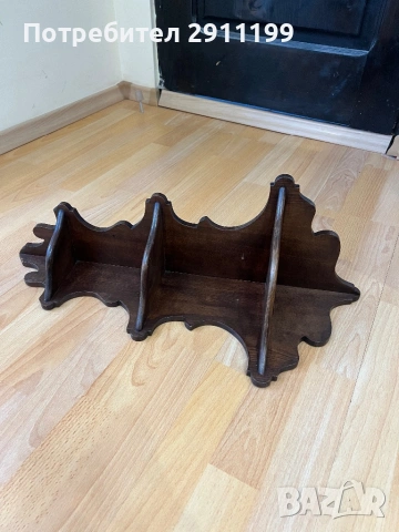 Антикварна етажерка за ъгъл