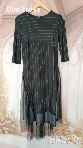 Екстравагантна дамска рокля с асиметрична кройка