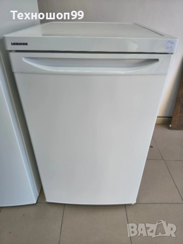 Хладилник Liebherr малък