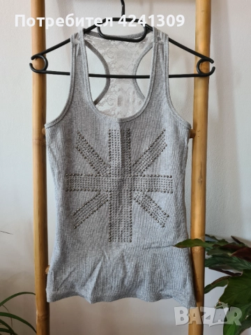 Сив еластичен потник, с изцяло дантелен гръб