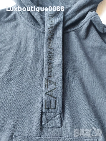 Използвана в отлично състояние блуза Emporio Armani XS, снимка 3 - Блузи - 51946729