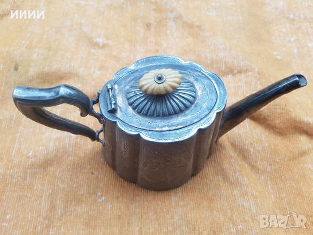 Чайник посребрен британски