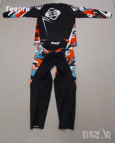 Екип за мотокрос Shot Freegun XL , снимка 2 - Аксесоари и консумативи - 53426718