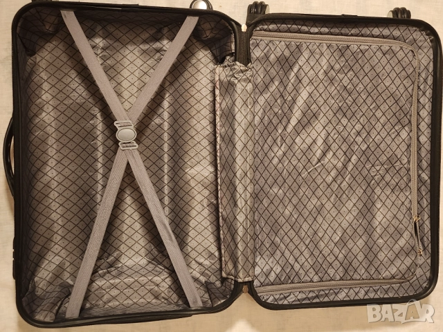 Куфар с твърди полипропиленови стени,  4 колелца, на цип с шифър, с разтегателна дръжка, снимка 6 - Куфари - 52344325