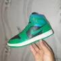 оригинални маратонки  Nike Air Jordan 1 Retro Mid Lucky Green Aquatone номер 36 -36,5, снимка 10