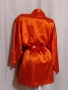 М/L Червен, сатенен ,къс халат , снимка 2