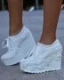 Обувки на платформа - бели - 710-17, снимка 1