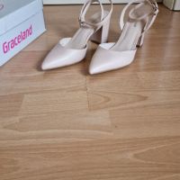 Обувки на ток Graceland, снимка 2 - Дамски обувки на ток - 45448296