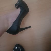 Guess Елегантни Обувки, снимка 5 - Дамски обувки на ток - 45270614