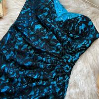 Синя сатенена дантелена рокля, снимка 2 - Рокли - 45222559
