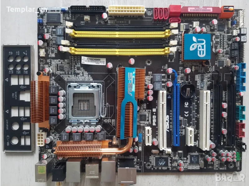 ASUS P5Q - E / Q9400 / Corsair XMS 2x2 DDR2 800 / GEIL 4x2 DDR2 800, снимка 1